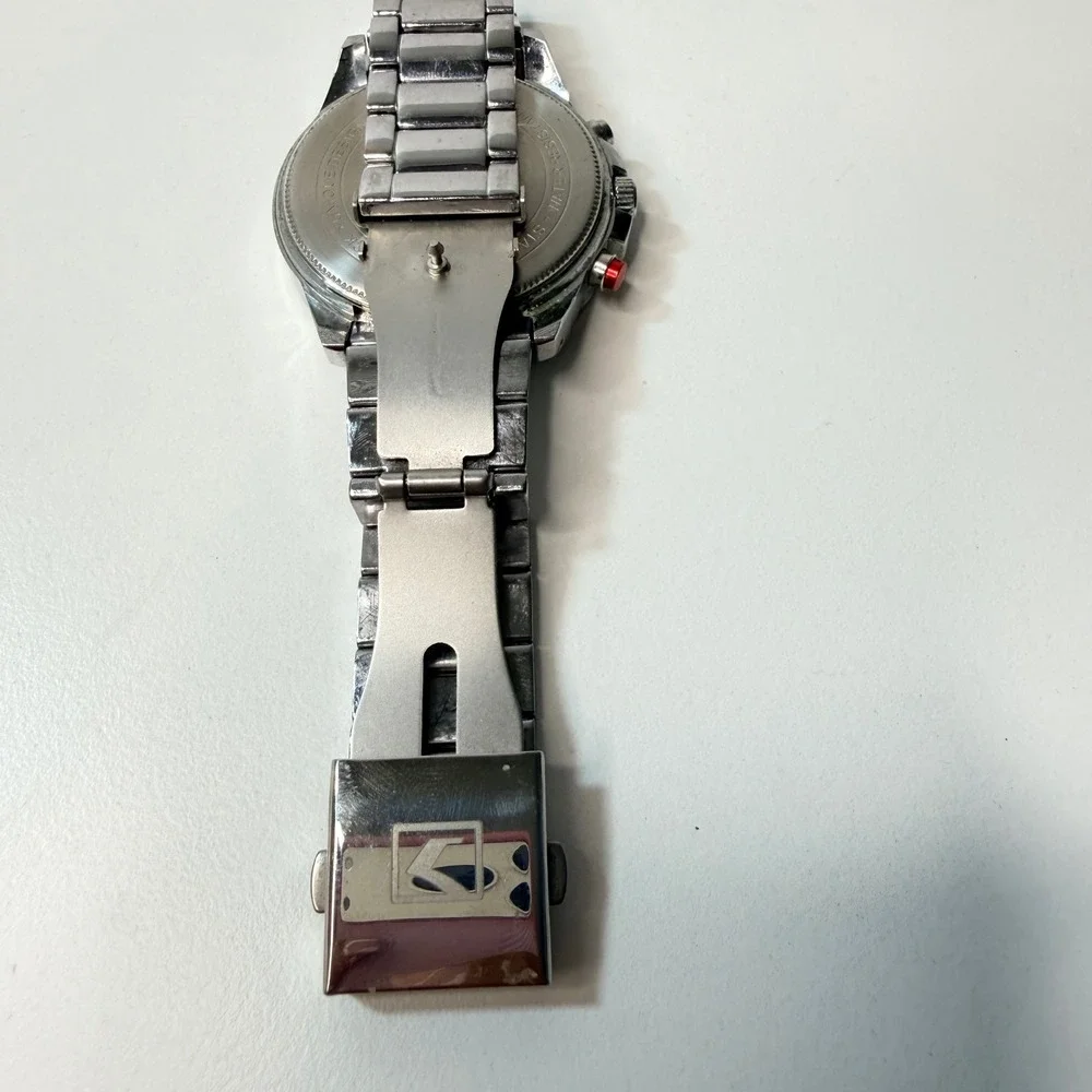Curren Mens‎ Chronograph Watch M:8275 Silver Stainless Steel Water Resistant
